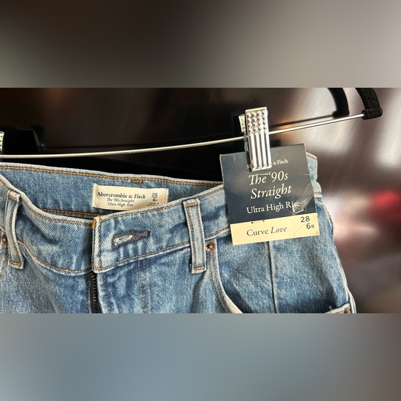 NWT Abercrombie & Fitch Curve Love Straight Leg - Picture 3 of 3